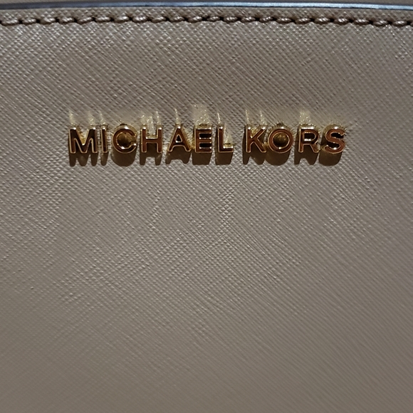 NWT Michael Kors Selma satchel - Picture 2 of 7